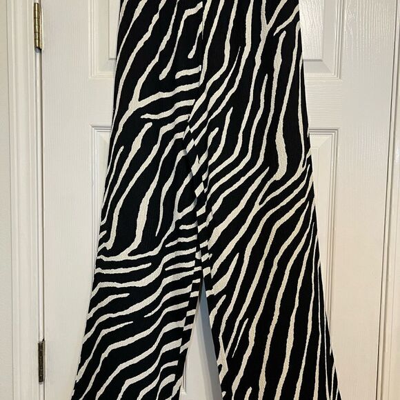 H&M Zebra print Wide Leg Pants Size S NWT - Picture 1 of 6